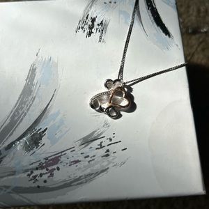 Heart pendant, necklace, rose gold and diamonds